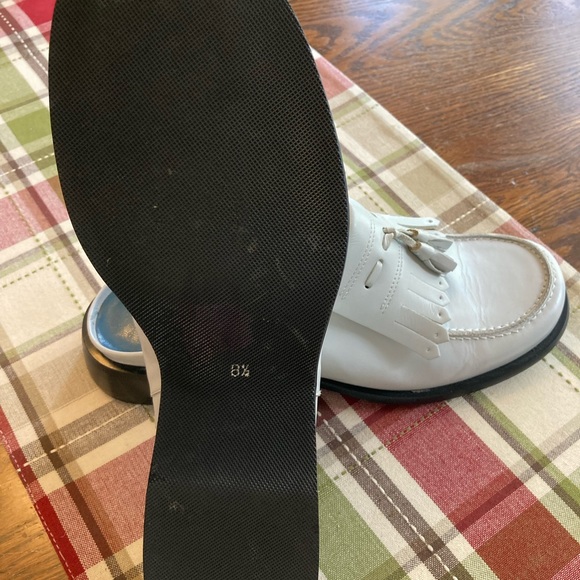 Kenneth Cole Sand Tassle Slip-on Mule Loafers! NWOT, size 8.5! - Picture 6 of 7